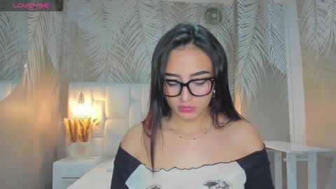 Camila  online show from 12/21/25, 03:02