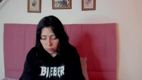 Snapshot of camilarossjb chatting on 09/27/25, 02:00 Camila online show from 09/27/25, 02:00