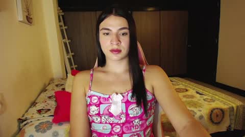 X IGcamiryan01 online show from 12/03/24, 04:14