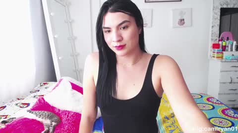 X IGcamiryan01 online show from 01/07/25, 09:25