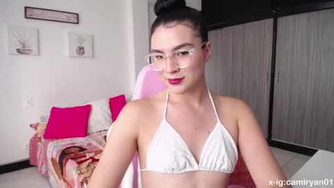 X IGcamiryan01 online show from 02/12/25, 06:09