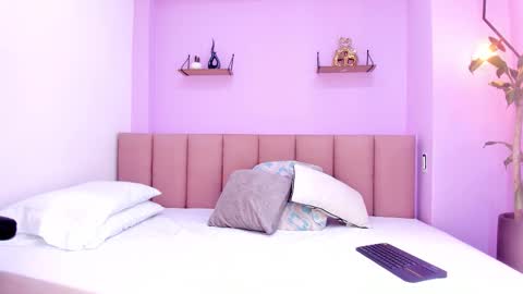 camila online show from 03/18/26, 12:19