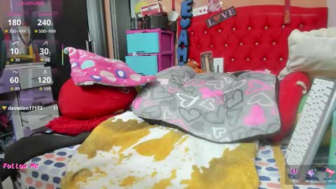 Lauren camile online show from 11/26/25, 08:54