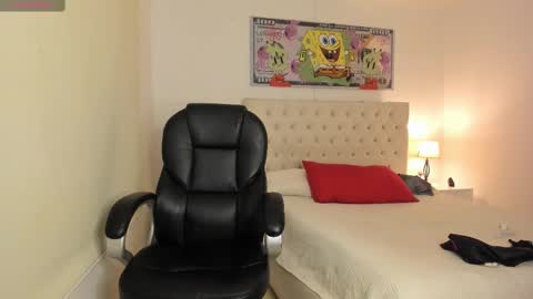   online show from 03/05/25, 01:21