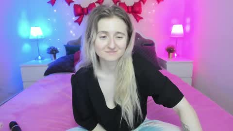 camilladreamer online show from 04/25/26, 01:52