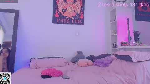 Snapshot of camille_666 chatting on 07/07/26, 08:35 Camille online show from 07/07/26, 08:35
