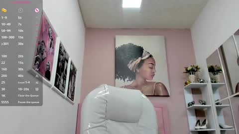 Snapshot of camille_bonnet chatting on 03/18/26, 11:52 Camille Bonnet online show from 03/18/26, 11:52