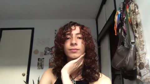 Snapshot of camille_delrey chatting on 03/13/26, 10:49 Camille online show from 03/13/26, 10:49