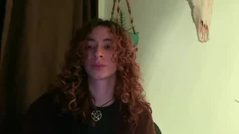 Snapshot of camille_delrey chatting on 06/24/26, 01:37 Camille online show from 06/24/26, 01:37