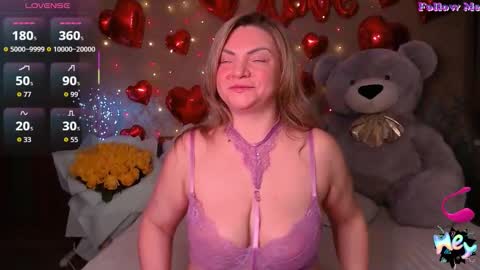 Snapshot of camille_game chatting on 02/21/26, 09:49 Camille Game online show from 02/21/26, 09:49