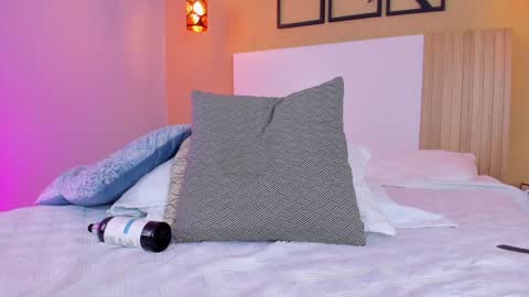 Snapshot of camille_lynn chatting on 12/15/24, 09:56 Camille Lynn online show from 12/15/24, 09:56