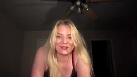 camilleclairexo online show from 04/30/26, 05:36