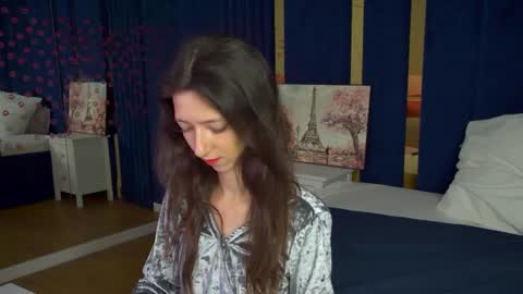 camillewhite online show from 03/18/26, 05:32