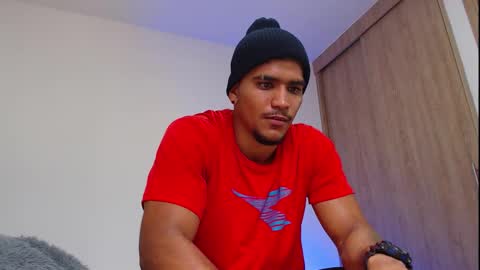 camilo_contre21 online show from 11/04/25, 07:24