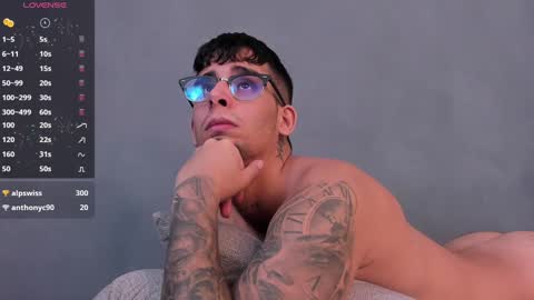 Snapshot of camilo_ospina_ chatting on 01/17/25, 01:46 INDEPENDENT MODEL online show from 01/17/25, 01:46