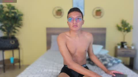 Snapshot of camilo_santoss chatting on 05/28/26, 12:24 camilo_santoss online show from 05/28/26, 12:24