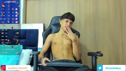 Snapshot of camilobass_ chatting on 02/11/25, 01:31 Camilo Bass online show from 02/11/25, 01:31