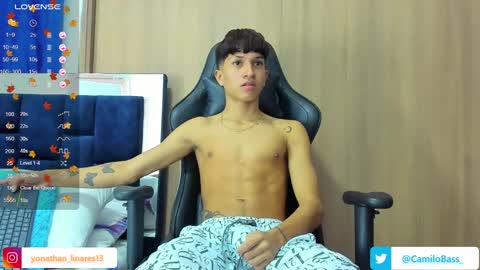 Snapshot of camilobass_ chatting on 02/21/25, 01:11 Camilo Bass online show from 02/21/25, 01:11