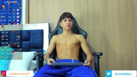 Snapshot of camilobass_ chatting on 02/25/25, 01:30 Camilo Bass online show from 02/25/25, 01:30