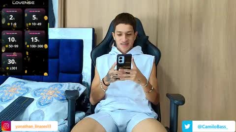 Snapshot of camilobass_ chatting on 09/21/25, 12:01 Camilo Bass online show from 09/21/25, 12:01