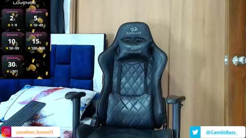 Snapshot of camilobass_ chatting on 09/21/25, 07:59 Camilo Bass online show from 09/21/25, 07:59