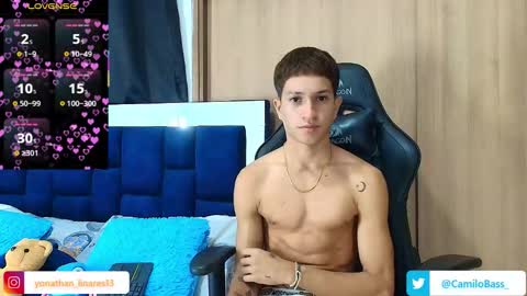 Snapshot of camilobass_ chatting on 10/08/25, 09:01 Camilo Bass online show from 10/08/25, 09:01