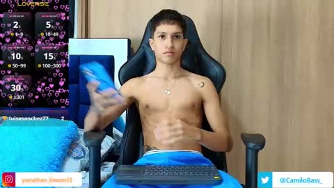 Snapshot of camilobass_ chatting on 10/29/25, 12:02 Camilo Bass online show from 10/29/25, 12:02