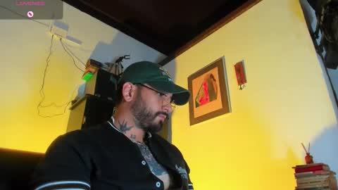 Snapshot of camilomayer chatting on 11/05/25, 05:13 Camilo online show from 11/05/25, 05:13