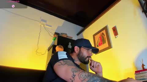 Snapshot of camilomayer chatting on 11/29/25, 03:48 Camilo online show from 11/29/25, 03:48