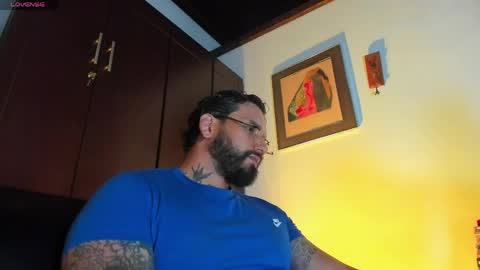 Snapshot of camilomayer chatting on 05/05/26, 02:36 Camilo online show from 05/05/26, 02:36