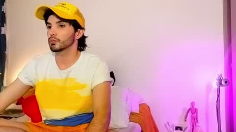 Snapshot of camilosaennz chatting on 06/18/26, 05:51 camilo online show from 06/18/26, 05:51