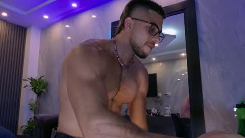 Snapshot of camilowatson chatting on 03/30/26, 01:50 Camilo Watson online show from 03/30/26, 01:50
