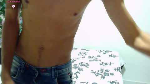 Snapshot of camiywy chatting on 11/11/25, 04:45 CAMI online show from 11/11/25, 04:45