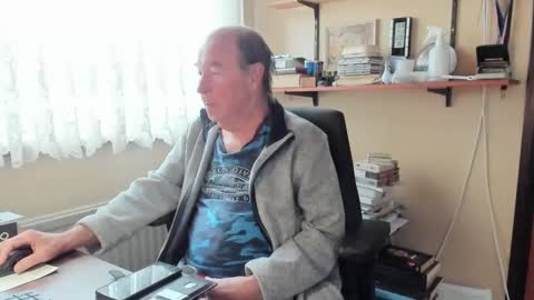 Cammee online show from 02/04/25, 09:38