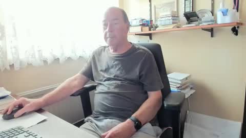 Cammee online show from 12/01/25, 10:09