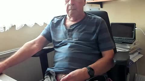 Cammee online show from 12/14/25, 11:04