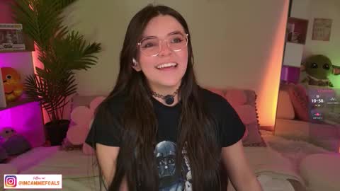   Lets reach 200 thumbs up  online show from 10/06/25, 03:31