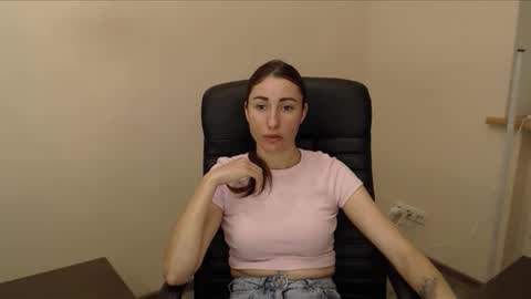 cammila horn online show from 12/17/25, 12:33