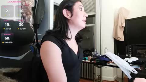 Snapshot of cammy_ho chatting on 01/17/26, 07:35 cammy_ho online show from 01/17/26, 07:35