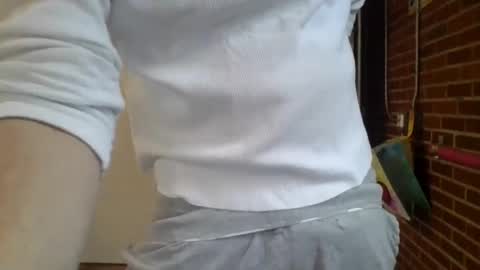 Snapshot of cammyman6900 chatting on 12/04/24, 04:16 cammyman6900 online show from 12/04/24, 04:16