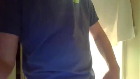 Snapshot of cammyman6900 chatting on 01/22/25, 05:37 cammyman6900 online show from 01/22/25, 05:37