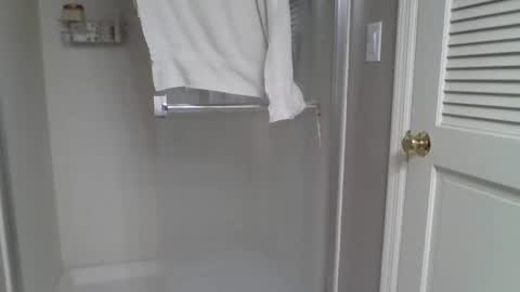 Snapshot of cammyman6900 chatting on 02/03/25, 04:46 cammyman6900 online show from 02/03/25, 04:46