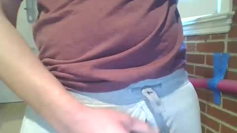 Snapshot of cammyman6900 chatting on 10/09/25, 01:31 cammyman6900 online show from 10/09/25, 01:31