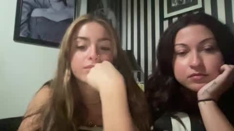 Snapshot of camncaroline chatting on 09/22/25, 04:25 camncaroline online show from 09/22/25, 04:25