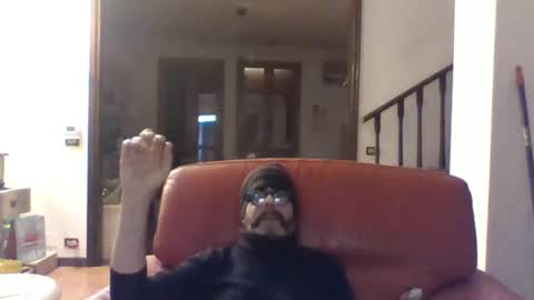 Snapshot of camomilla72 chatting on 02/22/25, 11:35 Cristian online show from 02/22/25, 11:35