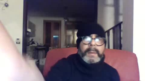 Snapshot of camomilla72 chatting on 02/25/25, 11:30 Cristian online show from 02/25/25, 11:30