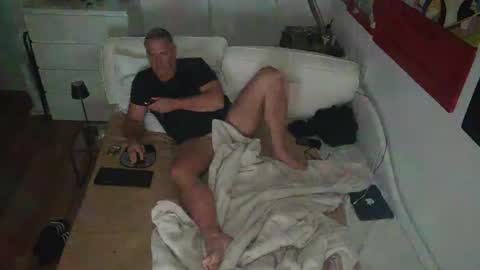 Snapshot of camunication chatting on 02/26/25, 03:52 camunication online show from 02/26/25, 03:52