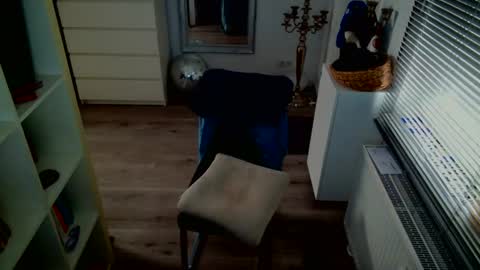 Snapshot of camunication chatting on 09/12/25, 08:36 camunication online show from 09/12/25, 08:36