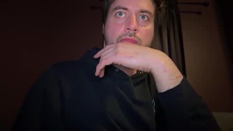 Snapshot of camunity chatting on 01/10/26, 11:45 camunity online show from 01/10/26, 11:45