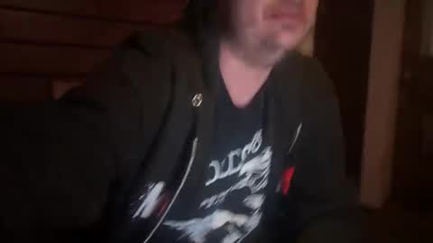 Snapshot of camunity chatting on 03/05/26, 08:32 camunity online show from 03/05/26, 08:32